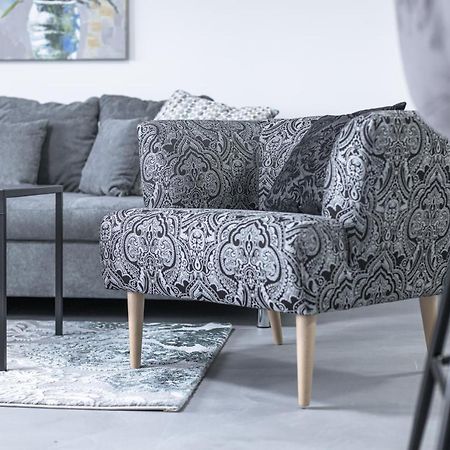 קונסטנץ Exklusive Neubau-Ferienwohnung Mit Fernsicht מראה חיצוני תמונה